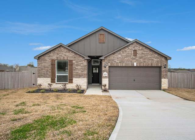 Property at 314 Wellshire Dr, West Columbia, TX 77486, 3 beds, 2 baths