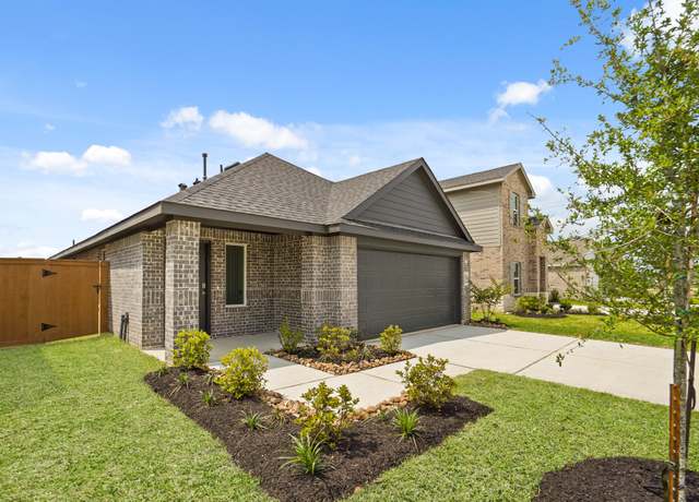 Property at 21915 Breezy Cliff Dr, Hockley, TX 77447, 3 beds, 2 baths