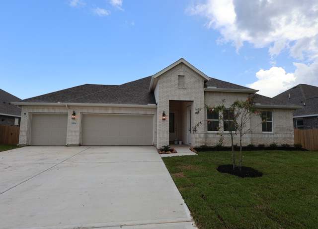 Property at 12114 Old Fashion Cir, Mont Belvieu, TX 77535, 4 beds, 3 baths
