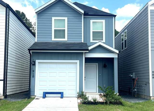 Property at 910 Moon Drop Ln, Houston, TX 77090, 2 beds, 2.5 baths