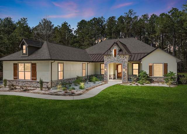 Property at 311 Sundog Rd, Huntsville, TX 77340, 3 beds, 3 baths