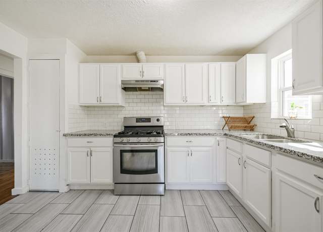 Property at 7546 Greendowns St, Houston, TX 77087, 4 beds, 1 bath