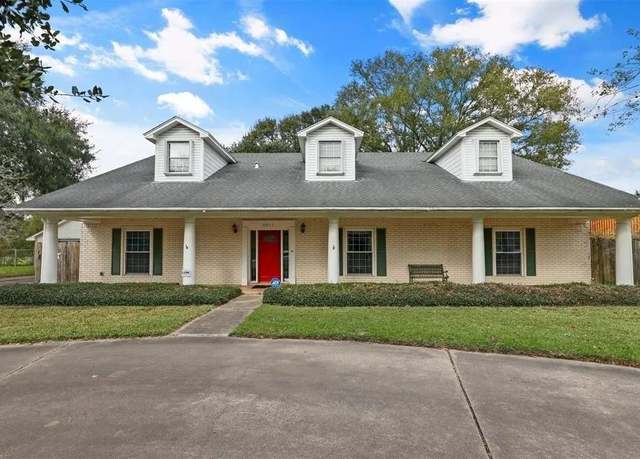 Property at 9011 Tavenor Ln, Houston, TX 77075, 4 beds, 2.5 baths