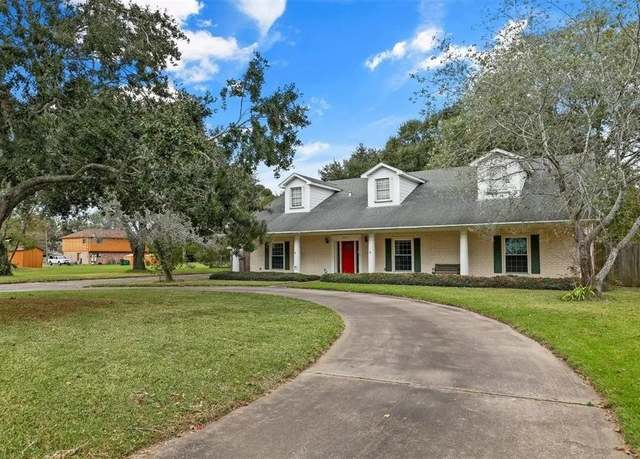 Property at 9011 Tavenor Ln, Houston, TX 77075, 4 beds, 2.5 baths