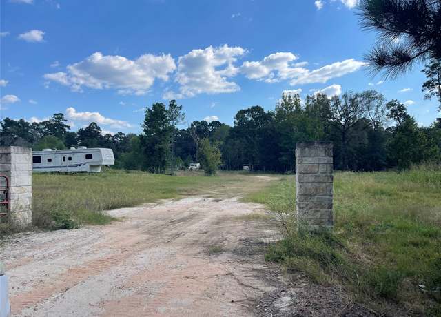 Property at 18915 Veterans Rd, Magnolia, TX 77355