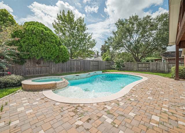 Property at 3906 Lady Atwell Ct, Missouri City, TX 77459, 5 beds, 3.5 baths