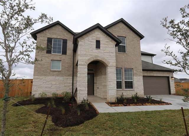 Property at 3022 Middleton Dr, Rosenberg, TX 77471, 5 beds, 4 baths