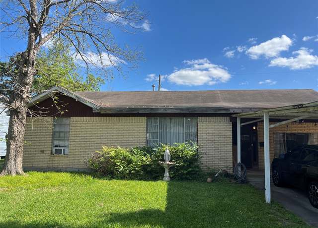 Property at 7134 Palmetto St, Houston, TX 77087, 3 beds, 2 baths