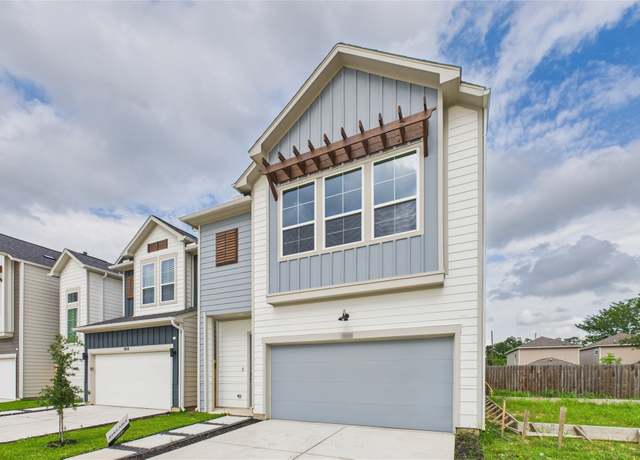 Property at 5808 Highland Sky Ln, Houston, TX 77091, 3 beds, 2.5 baths