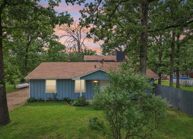 Property at 2112 Leyte Dr, Tool, TX 75143, 3 beds, 3 baths