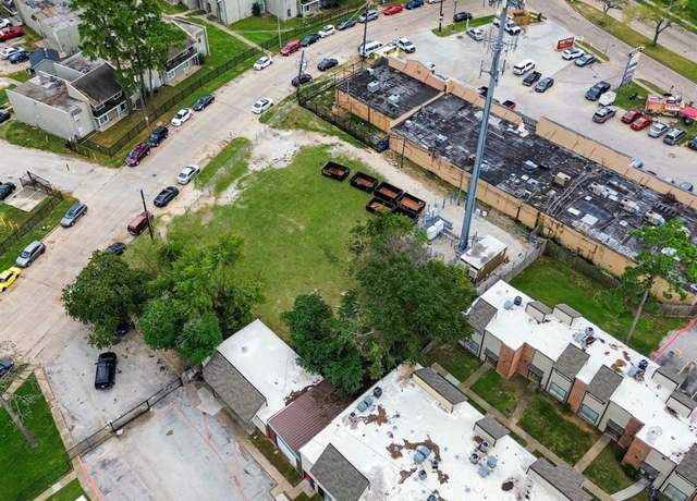 Property at 5723 Lost Forest Dr Dr, Houston, TX 77092