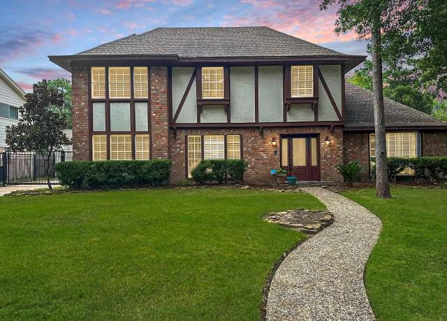 Property at 11610 Cypresswood Dr, Houston, TX 77070, 4 beds, 2.5 baths