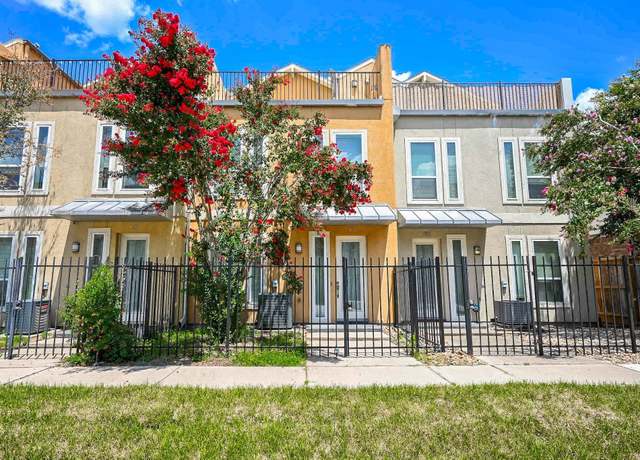 Property at 1632 Cohn St, Houston, TX 77007, 2 beds, 2.5 baths