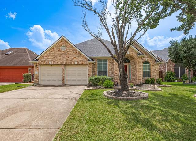 Property at 11110 Cliffrose Ct, Houston, TX 77089, 4 beds, 2 baths