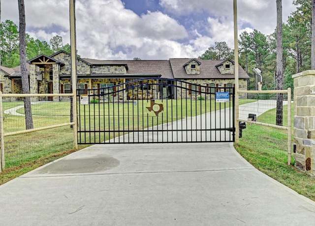 Property at 264 Grey Feather Rd, Huntsville, TX 77340, 3 beds, 3.5 baths