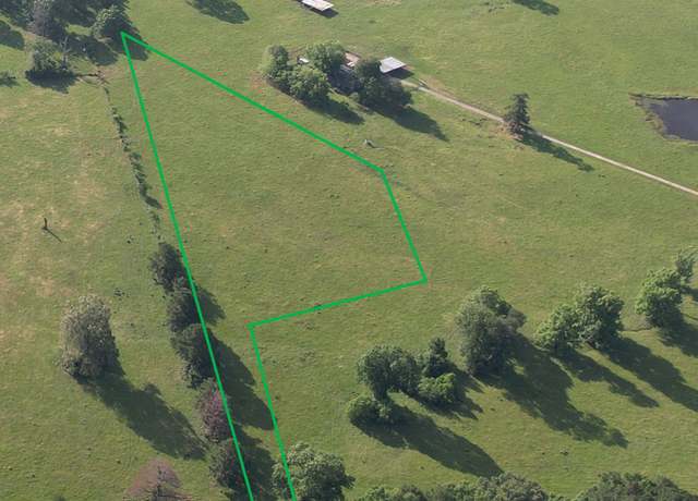 Property at 910 Jones Rd, New Waverly, TX 77385