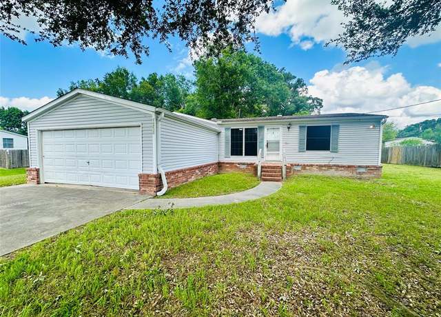 Property at 16237 Sunny Morning Ct, Conroe, TX 77302, 3 beds, 2 baths