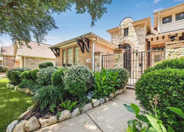Property at 7211 Spring Meadow Ln, Katy, TX 77494, 3 beds, 2.5 baths