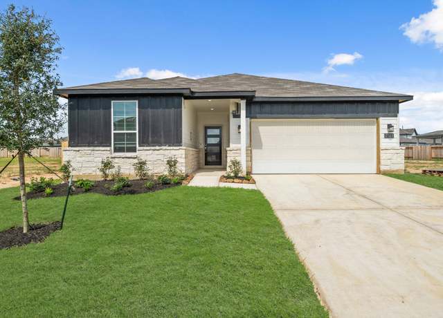 Property at 17323 White Peace Dr, Waller, TX 77484, 3 beds, 2 baths
