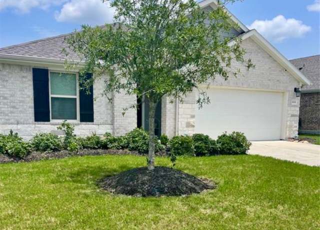 Property at 7638 Sirocco Ln, Baytown, TX 77523, 4 beds, 2.5 baths