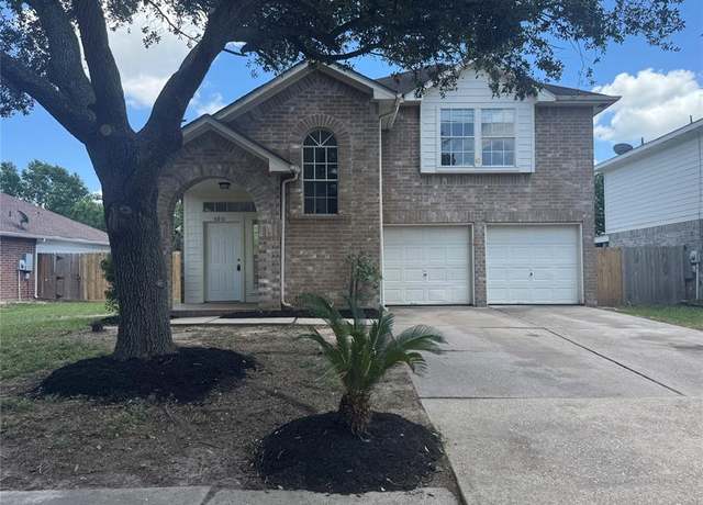 Property at 6810 Creek Village Dr, Katy, TX 77449, 3 beds, 2.5 baths