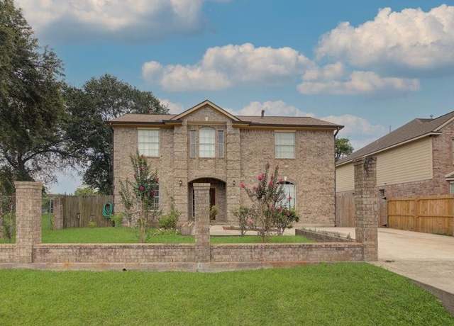 Property at 8422 Tavenor Ln, Houston, TX 77075, 4 beds, 3 baths