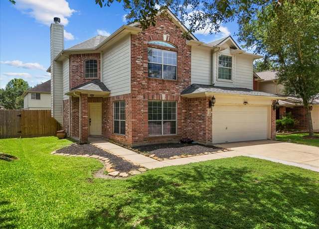 Property at 1054 Inverness Cv, Dickinson, TX 77539, 3 beds, 2.5 baths