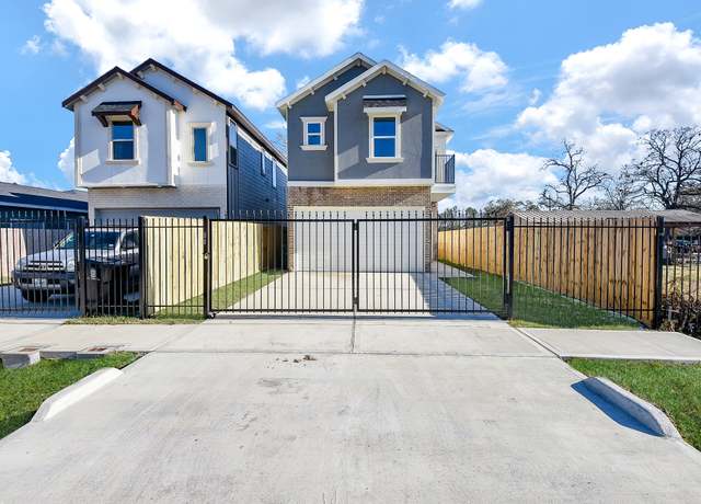Property at 8700 Lanewood Dr, Houston, TX 77016, 3 beds, 2.5 baths