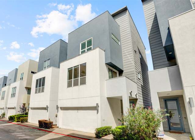 Property at 2232 Leeland St, Houston, TX 77003, 2 beds, 2.5 baths