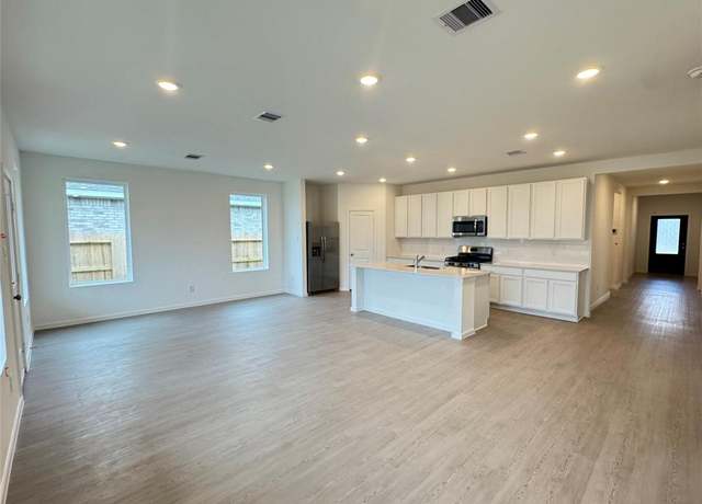 Property at 2341 Jeter Dr, Bryan, TX 77807, 4 beds, 2 baths