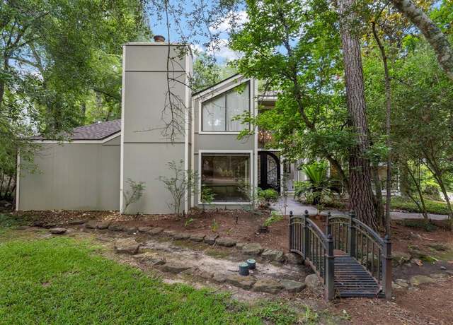 Property at 2911 Summersweet Pl, The Woodlands, TX 77380, 6 beds, 3 baths