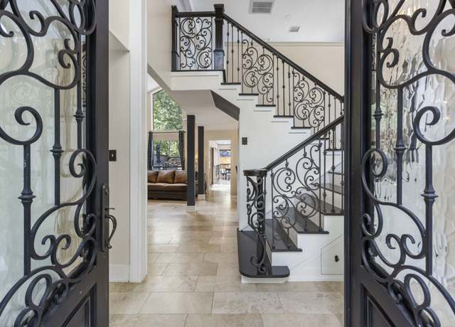 Property at 2911 Summersweet Pl, The Woodlands, TX 77380, 6 beds, 3 baths