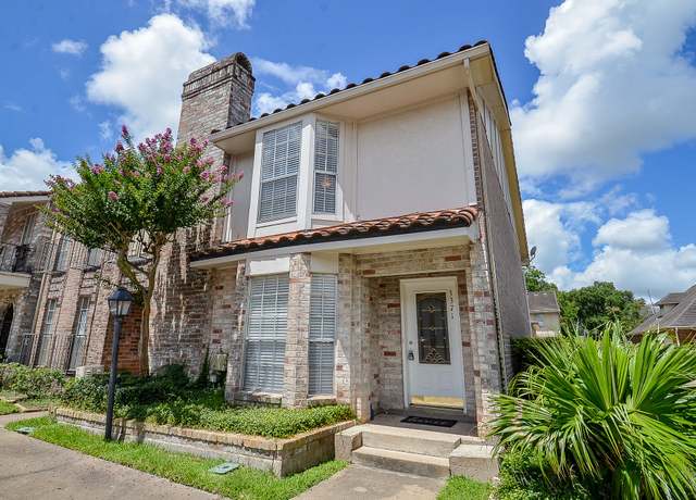 Property at 3371 Continental Dr, Missouri City, TX 77459, 3 beds, 2.5 baths