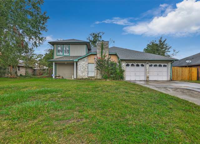 Property at 906 N Chamfer Way, Crosby, TX 77532, 4 beds, 2 baths