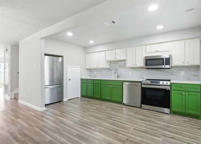 Property at 8517 Ariel St, Houston, TX 77074, 3 beds, 2.5 baths