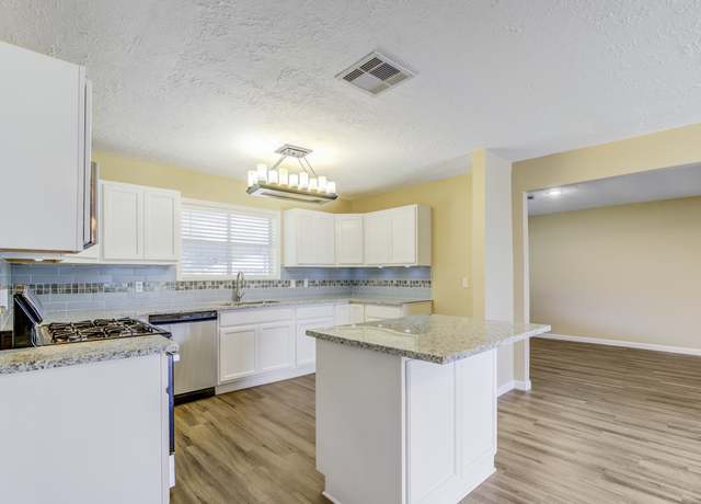 Property at 1406 W Talmage St, Alvin, TX 77511, 3 beds, 2 baths