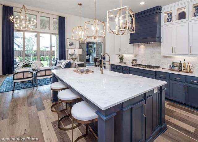 Property at 4607 Windmill Landing Ln, Fulshear, TX 77441, 5 beds, 5.5 baths