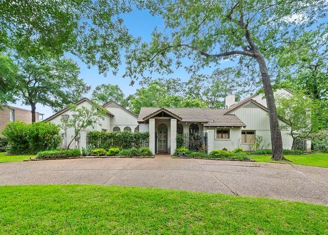 Property at 14119 Kiamesha Ct, Houston, TX 77069, 3 beds, 3.5 baths