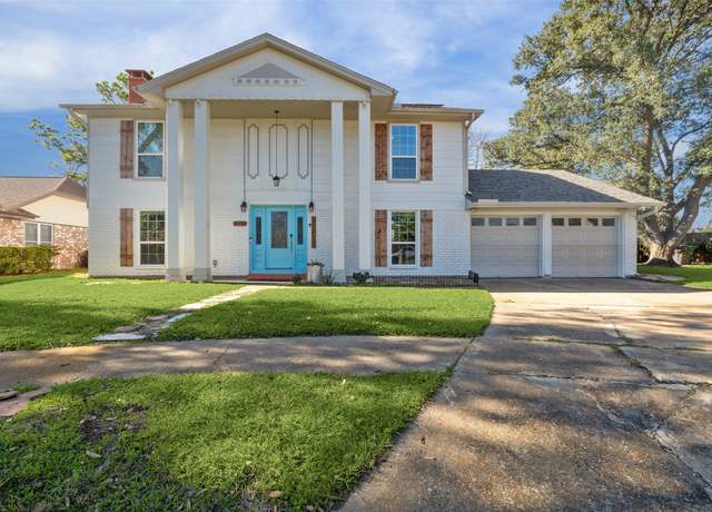 Property at 8039 Zimmermann Dr, Houston, TX 77088, 3 beds, 2.5 baths