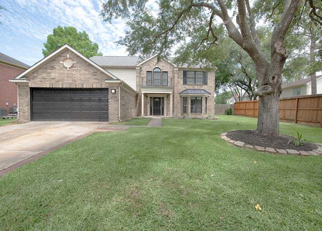 Property at 2030 Cutter Dr, League City, TX 77573, 4 beds, 2.5 baths