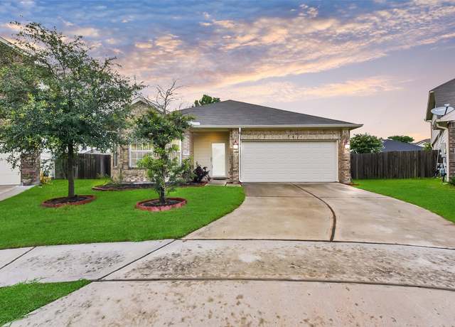 Property at 19823 White Pearl Ct, Houston, TX 77073, 3 beds, 2 baths