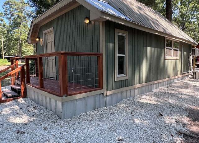 Property at 615 Gazelle, Onalaska, TX 77360, 1 bed, 1 bath
