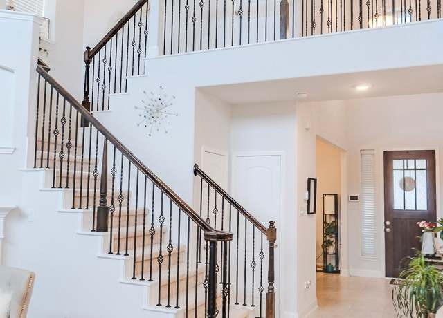 Property at 6943 Water Glen Ln, Manvel, TX 77578, 4 beds, 4.5 baths