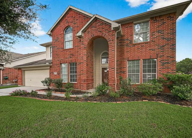 Property at 7206 Thornmeadow Ln, Cypress, TX 77433, 4 beds, 2.5 baths