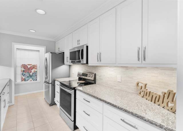 Property at 3821 Vista Rd #3, Pasadena, TX 77504, 3 beds, 2.5 baths