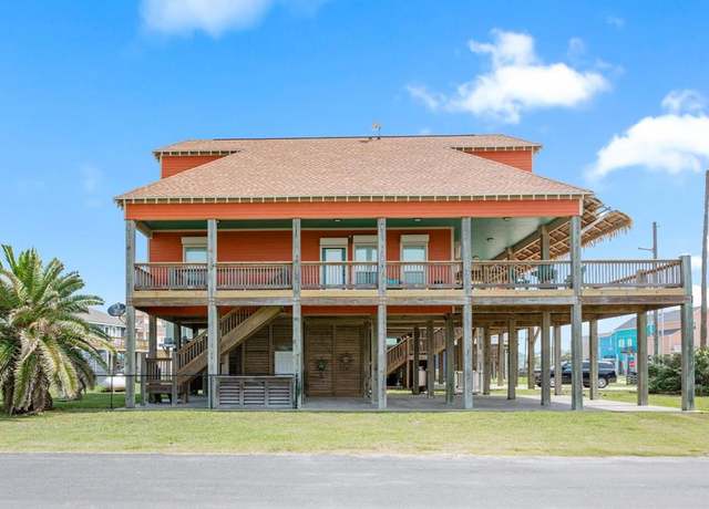 Property at 2757 Gulfview Ln, Crystal Beach, TX 77650, 3 beds, 2.5 baths