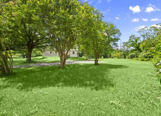 Property at 285 County Rd 388, Cleveland, TX 77328, 3 beds, 2 baths