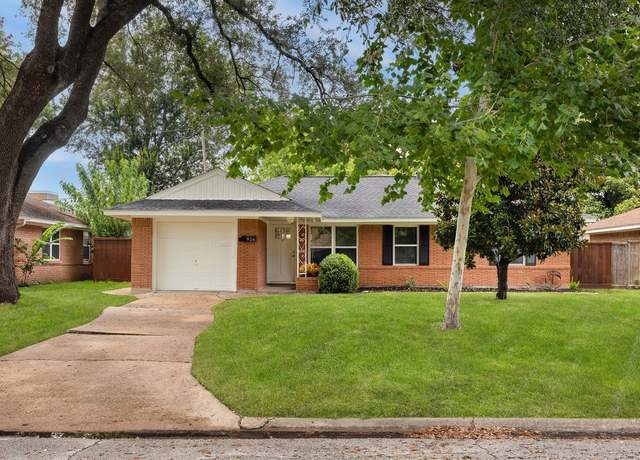Property at 926 Stonecrest Dr, Houston, TX 77018, 3 beds, 1 bath