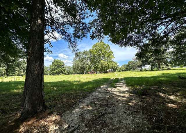 Property at 1080 Andrew Jackson Dr, Livingston, TX 77351, 2 baths
