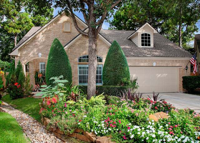 Property at 9 Northcastle Ct, Conroe, TX 77384, 4 beds, 3 baths